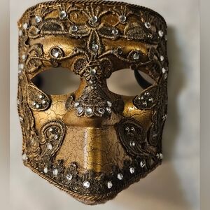 MASQUERADE Costume Mask Gold Rhinestone Bling Lace Detailing, RETRO- OS